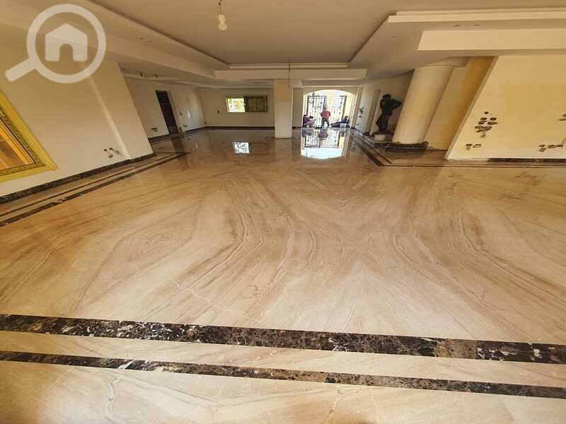 للايجار فيلا الترا لوكس بحمام سباحة فى كمبوند لوروا Villa in Les Roise للايجار فيلا الترا لوكس بحمام سباحة فى كمبوند لوروا Villa in Les Roise