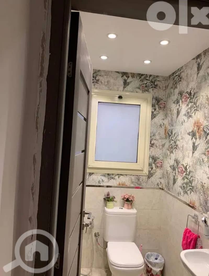 16 2e1136a2-e61e-499d-8b84-227879d88c81. jpg