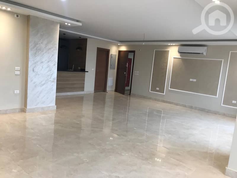 شقه بالمطبخ و التكيفات لقطه للايجار بكمبوند هايد بارك التجمع الخامس شقه بالمطبخ و التكيفات لقطه للايجار بكمبوند هايد بارك التجمع الخامس