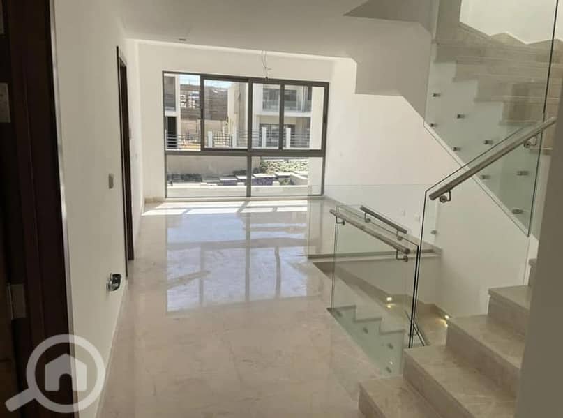 شقة بالروف متشطب بـ التكيفات في التجمع دقايق من الجامعة الامريكية فيفث سكوير المراسم Penthouse fully Finished with AC'S directly on 90th Street شقة بالروف متشطب بـ التكيفات في التجمع دقايق من الجامعة الامريكية فيفث سكوير المراسم Penthouse fully Finished with AC'S directly on 90th Street