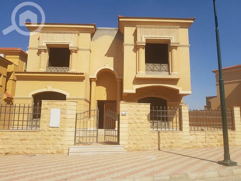 فيلا مستقلة بقلب كمبوند رويال ميدوز - الشيخ زايد فيلا مستقلة بقلب كمبوند رويال ميدوز - الشيخ زايد
