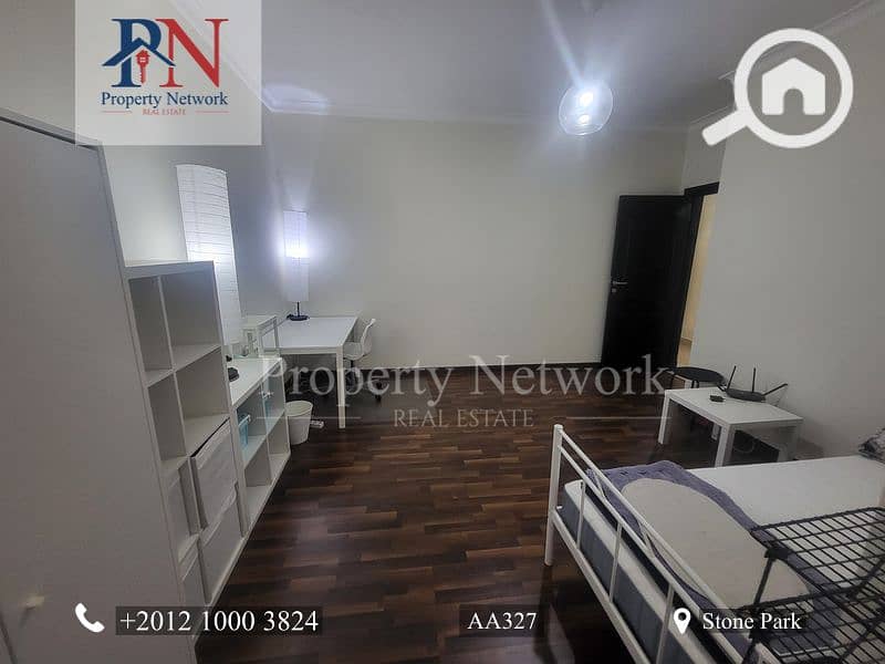 10 AA3279. jpg