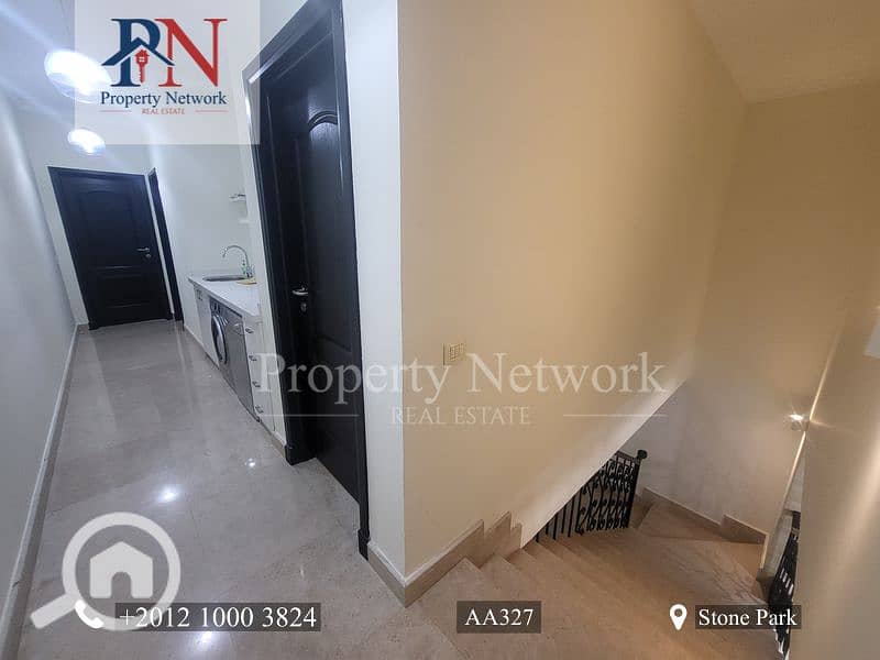 12 AA32711. jpg