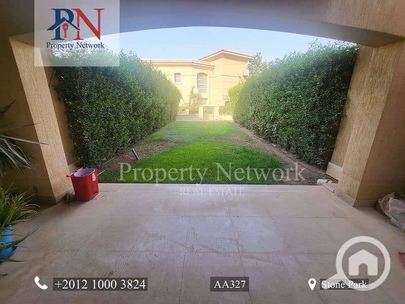 24 AA32723. jpg