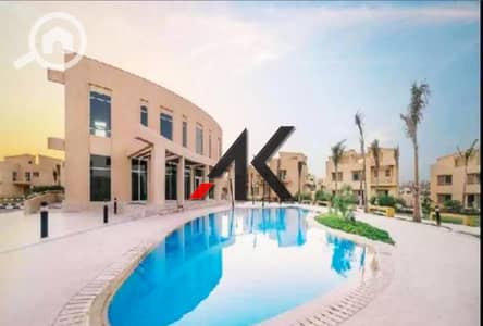 فیلا 4 غرف نوم للبيع في القاهرة الجديدة، القاهرة - بموقع مميز فيلا مستقلة 580 متر للبيع في أسوار ريزيدنس