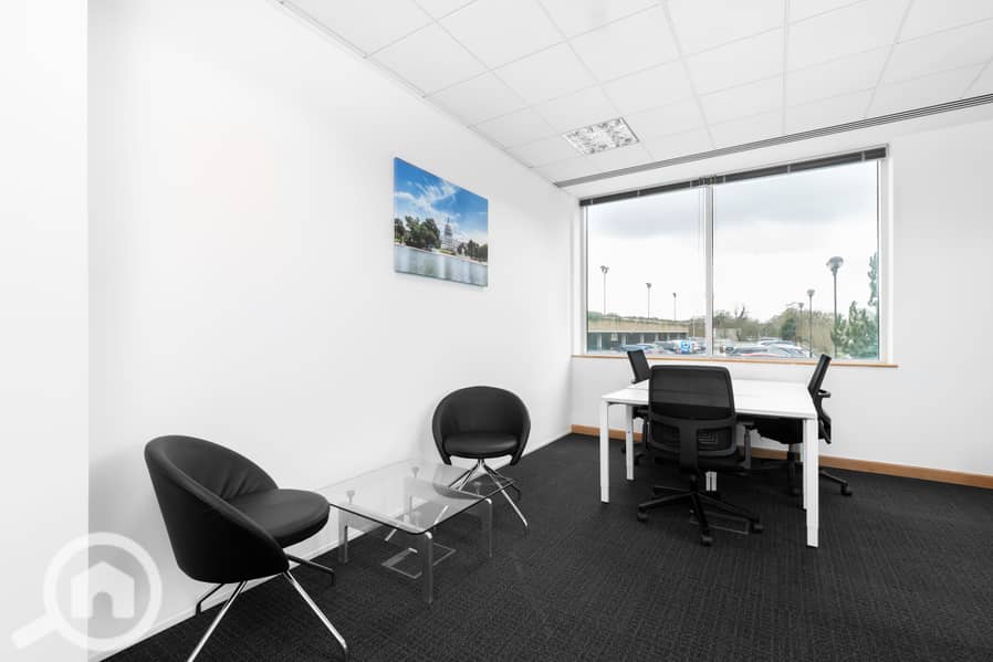 5 Regus Arlington Square (298) Bracknell UK Office - Venture House. jpg