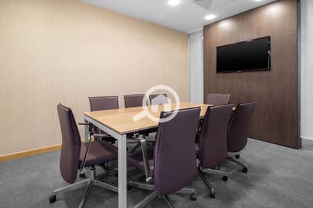 Office for Rent in New Cairo, Cairo - Regus_RayaOffices_3084_NEWCAIRO_Egypt_LargeMeetingRoom_Raya Offices 133. jpg