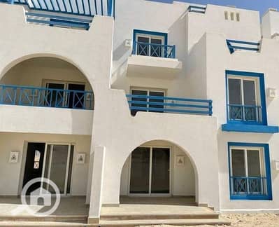 6 Bedroom Villa for Sale in North Coast, Matruh - Villa on the first row of the beach in Mountain View North Coast