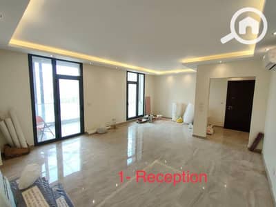 2 Bedroom Flat for Sale in New Cairo, Cairo - Semi furnished apartment for sale in Eastown شقة للبيع فى إيستاون