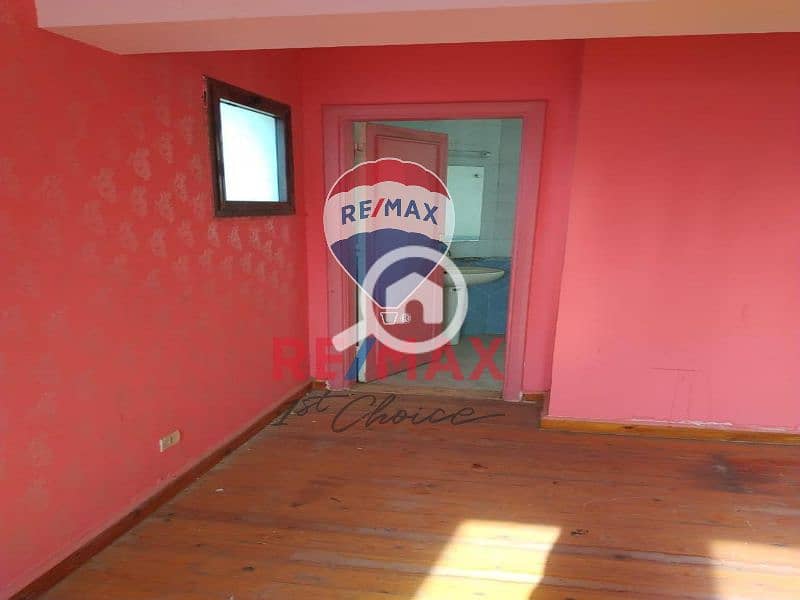 8 43dca71a-9a7b-4aaa-88dc-f6f339881a13. jpg