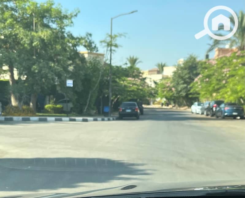 4 84fe5cd6-4e99-4a8e-a063-181b0ac39c64. jpg