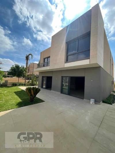 4 Bedroom Villa for Sale in 6th of October, Giza - Distinctive villa at a snapshot price for sale in O West 6th October Compound