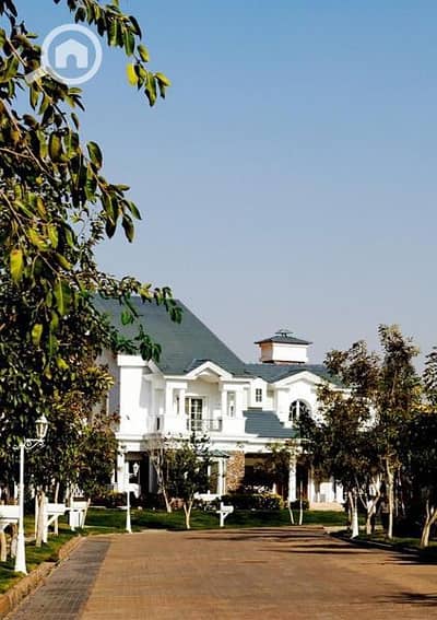 6 Bedroom Villa for Sale in New Cairo, Cairo - standalone villa 670 m² / ready for viewing / for sale in front of Al Rehab City, with installments over 7 years