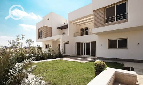 3 Bedroom Townhouse for Sale in 6th of October, Giza - townhouse for sale in Grand Heights 6th of October Fully Finished