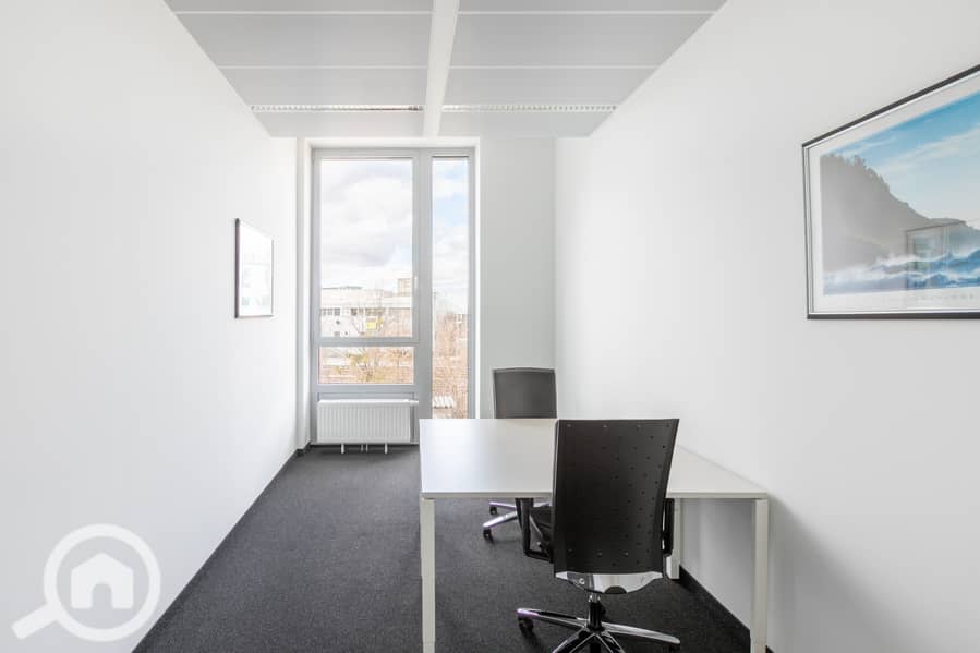 2 Regus Altezza 5787 Munich Germany Small Office - copia. jpg