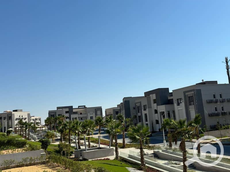 9 ff6d42aa-7a56-4ea0-857a-95a05c012216. jpg