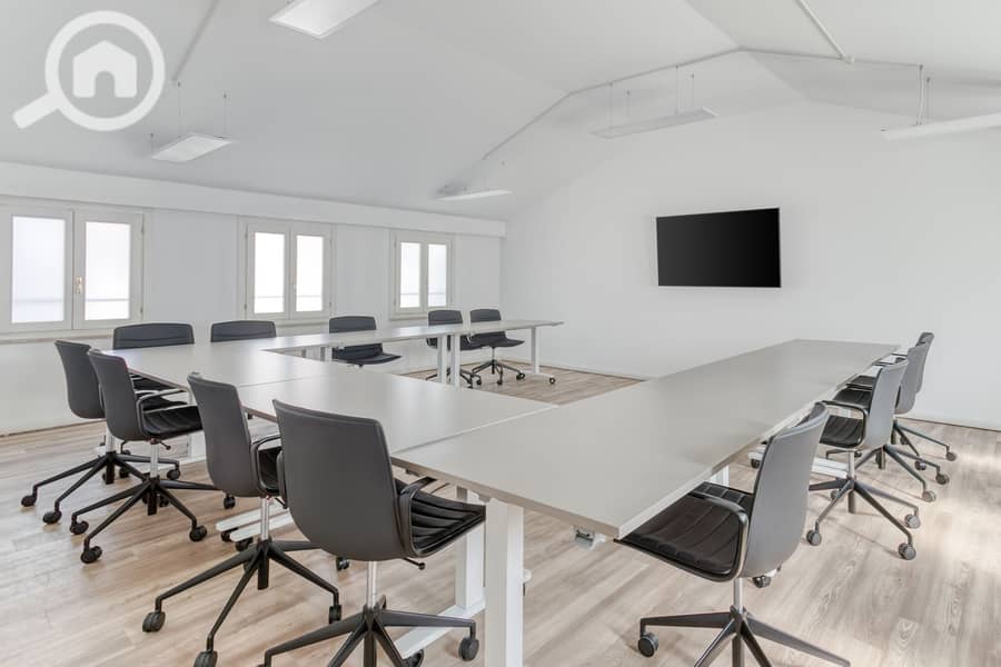 4 Regus Riva Gulli 5740 Trieste Italy Large Meeting Room Without People. jpg