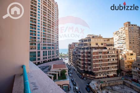 3 Bedroom Flat for Rent in San Stefano, Alexandria - Apartment in San Stefano 3 bedrooms 6000 EGP - 202260961