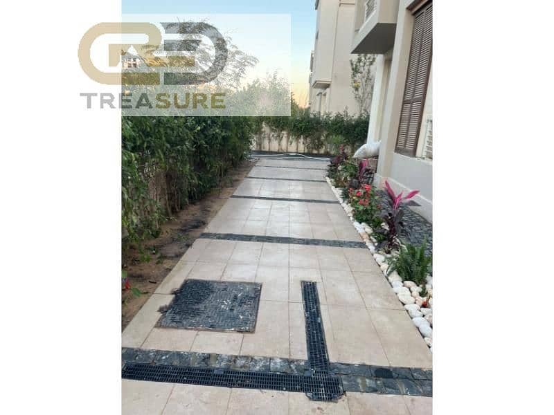 14 049345bf-335a-40f6-938b-7f5c43400693. jpg