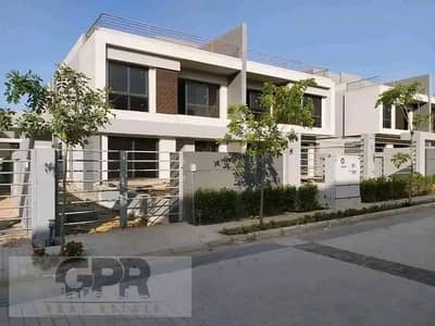 4 Bedroom Villa for Sale in New Cairo, Cairo - 231c59fb-cb3c-43ed-917b-a907f9631a5b. jpg