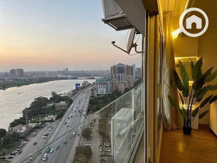 Apartment with excellent monthly return and ready for delivery on the Nile in Maadi - Więcej