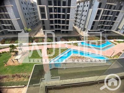 3 Bedroom Flat for Sale in Hadayek October, Giza - ccf5ac16-b014-4937-bc28-c71a3e117f30. jpg