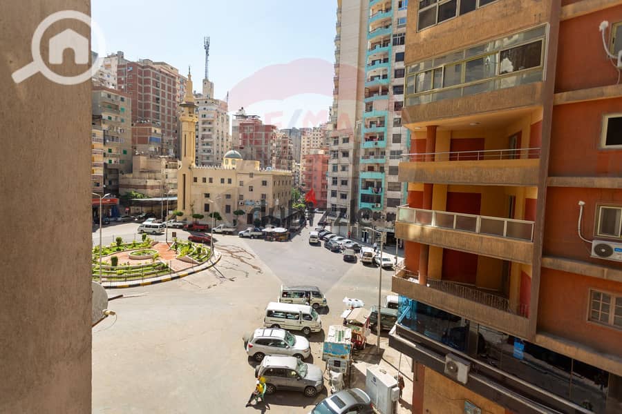 شقة دوبلكس للبيع 300 م المندرة (ميدان مسجد المندرة - ش جمال عبدالناصر) شقة دوبلكس للبيع 300 م المندرة (ميدان مسجد المندرة - ش جمال عبدالناصر)