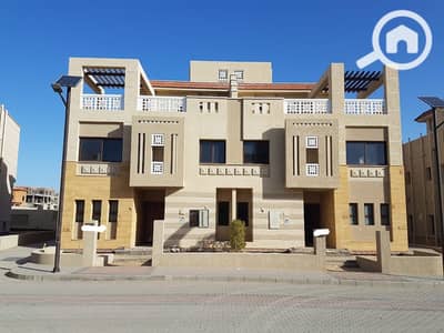 4 Bedroom Twin House for Sale in 6th of October, Giza - 1. jpeg