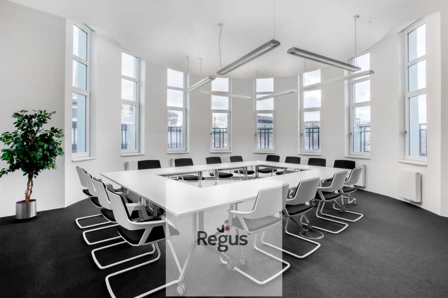 Regus Fleischmarkt 2526 Wien Austria Large Meeting Room. jpg