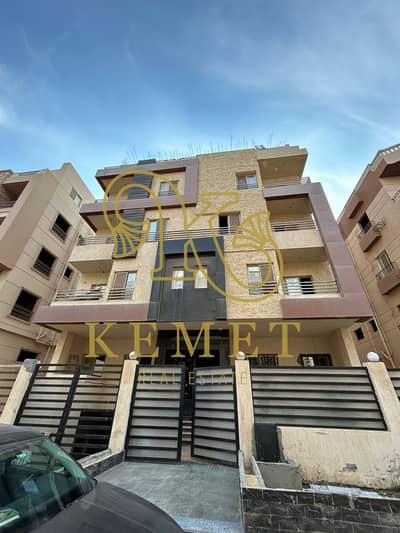 4 Bedroom Flat for Sale in New Cairo, Cairo - WhatsApp Image 2024-11-12 at 12.00. 33_3654dbdb. jpg