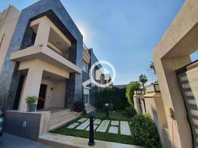 4 Bedroom Townhouse for Sale in Shorouk City, Cairo - Finished villa for sale, 240 sqm + private garden,