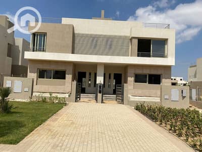 4 Bedroom Twin House for Sale in 6th of October, Giza - Twin house for sale and immediate delivery in Palm Hills The Crown at a special price