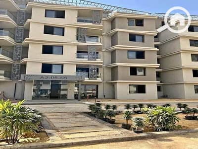 3 Bedroom Flat for Sale in 6th of October, Giza - 9ca9ef24-eecc-4876-bbd2-2ba7b6b9a12f. jpg