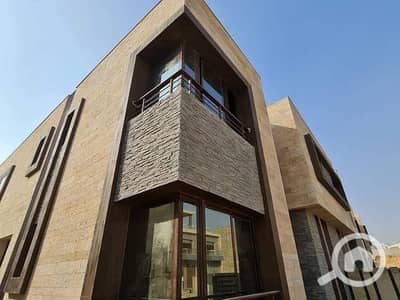 4 Bedroom Villa for Sale in Mostakbal City, Cairo - 292362107_5637777319636844_3762792096008499080_n. jpg