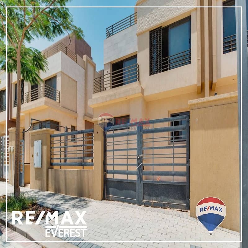 6 eeb755c6-af77-4016-98f0-cdec63957dbd. jpeg