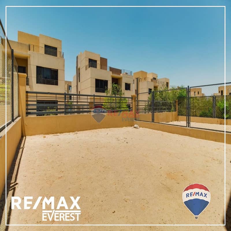 11 c4fca712-ca11-40c0-9e1c-f0b8e3ecda8d. jpeg