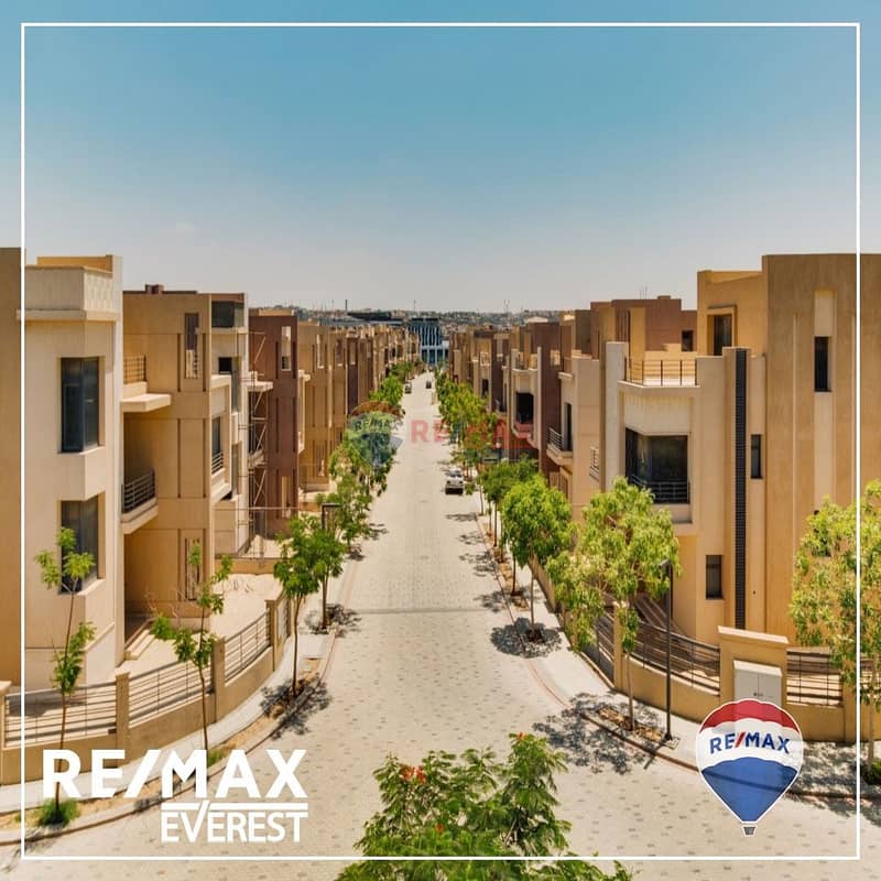 12 af83b5b3-fb51-48a4-8423-52fcb24211ea. jpeg