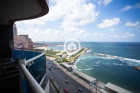فلیٹ 3 غرف نوم للبيع في سان ستيفانو، الإسكندرية - 0. jpg