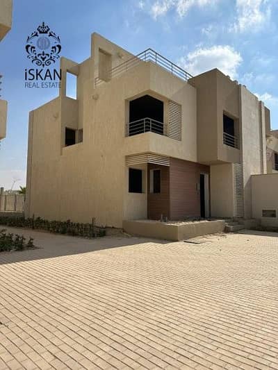 3 Bedroom Townhouse for Sale in 6th of October, Giza - Picture3. jpg