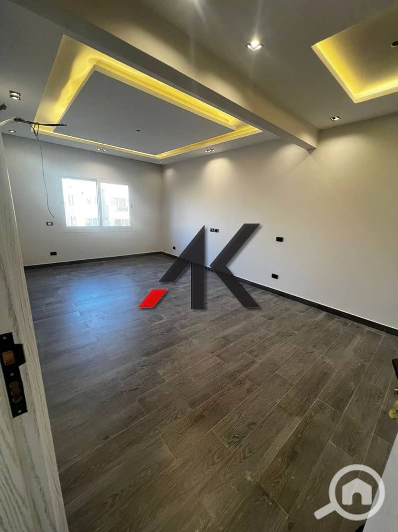 7 WhatsApp Image 2024-12-15 at 1.40. 42 PM (2). jpeg