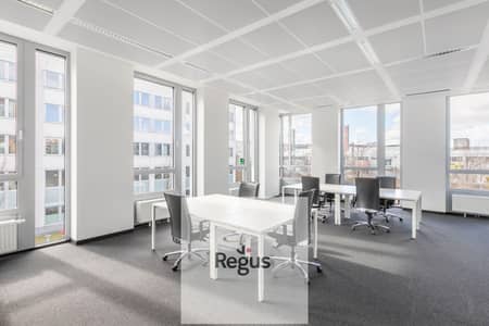 مکتب  للايجار في 6 أكتوبر، الجيزة - Regus Altezza 5787 Munich Germany Large Office 3. jpg