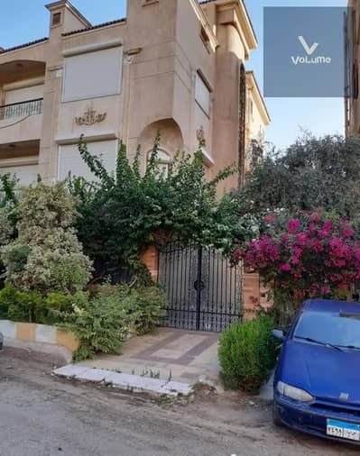 فیلا 10 غرف نوم للبيع في 6 أكتوبر، الجيزة - Screenshot_20240721_014253_Facebook. jpg