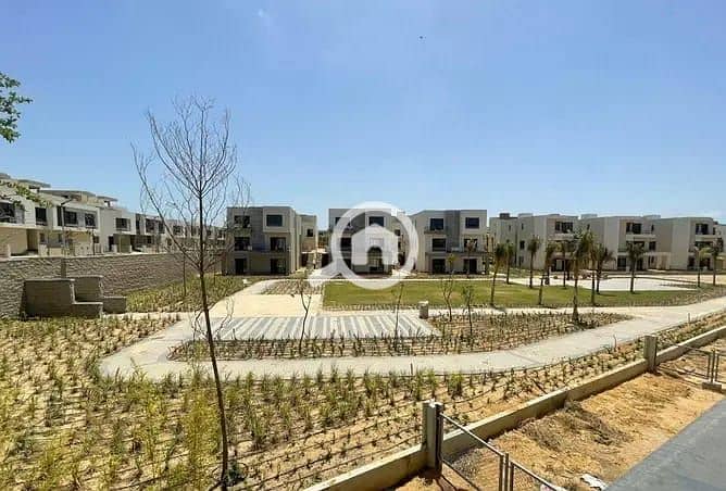 8 b1e49c44-78c3-4ddc-8602-3029cc72e5fe. jpg