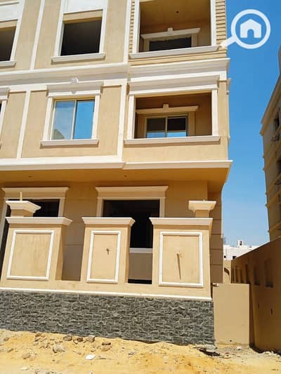 3 Bedroom Flat for Sale in New Cairo, Cairo - IMG-20241228-WA0343. jpg