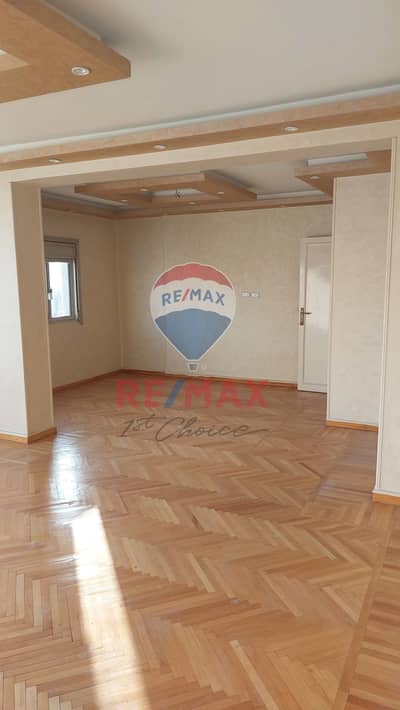 2 Bedroom Flat for Sale in Nasr City, Cairo - 20241201_153603. jpg