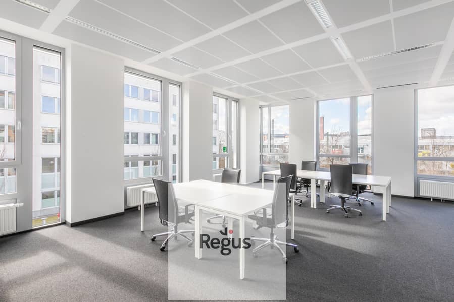 6 Regus Altezza 5787 Munich Germany Large Office 3. jpg