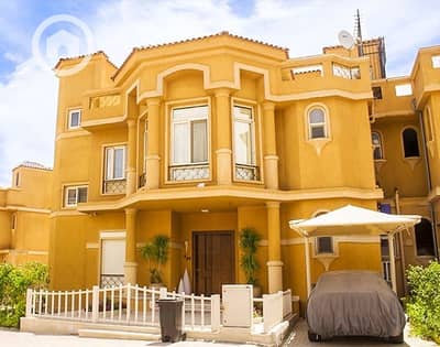 8 Bedroom Villa for Sale in New Cairo, Cairo - 369779270_1916452678741716_7809892903651770707_n. jpg