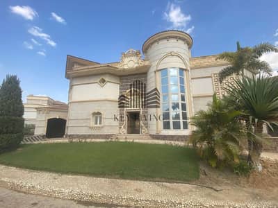 6 Bedroom Villa for Sale in New Cairo, Cairo - IMG-20250116-WA0158. jpg