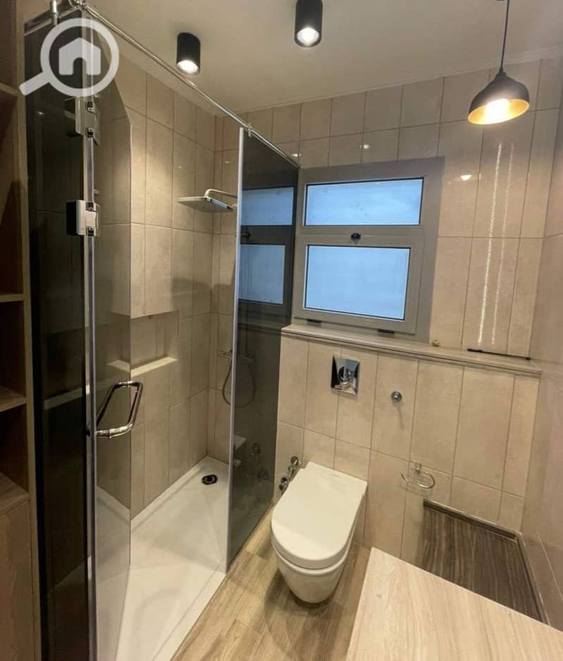 6 458077821_839953561604943_4444632779930789858_n. jpg