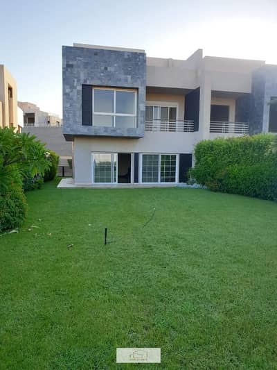 5 Bedroom Twin House for Sale in Sheikh Zayed, Giza - Receive a 450 m² villa immediately and pay in installments over 3 years in Sheikh Zayed